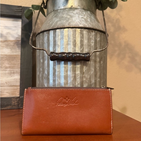 Patricia Nash wallet - Picture 2 of 6